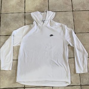 Nike Men’s white long sleeve pullover, XL